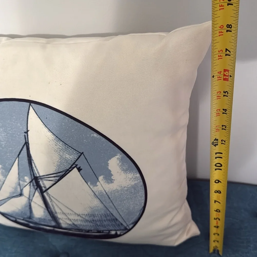 N/A decorative throw